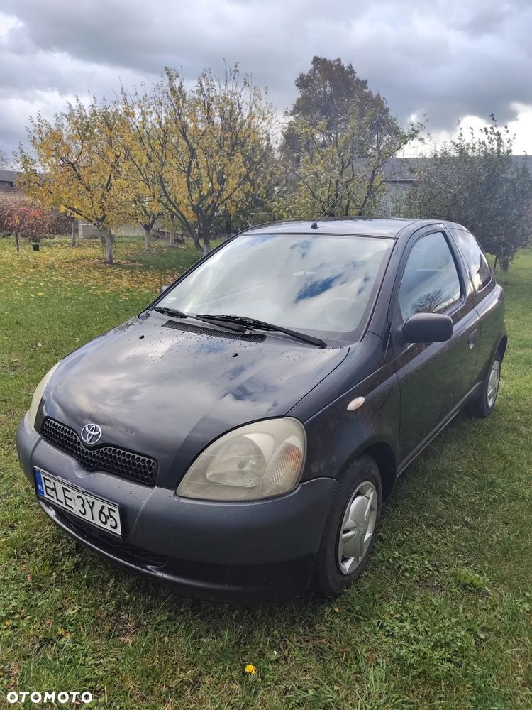 Toyota Yaris - 4