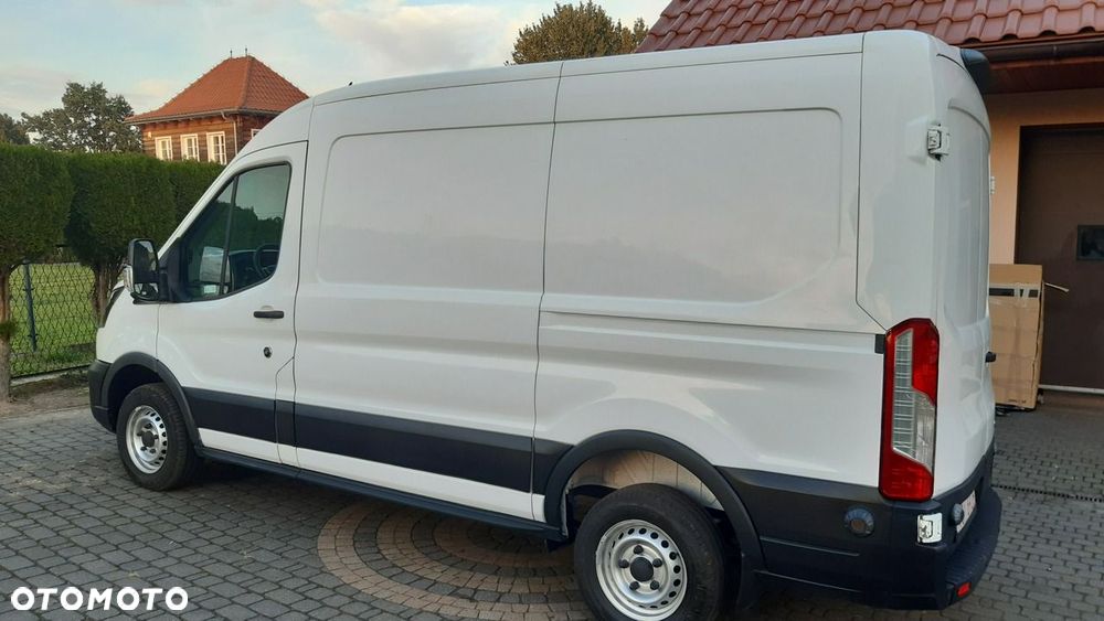Ford Transit - 26