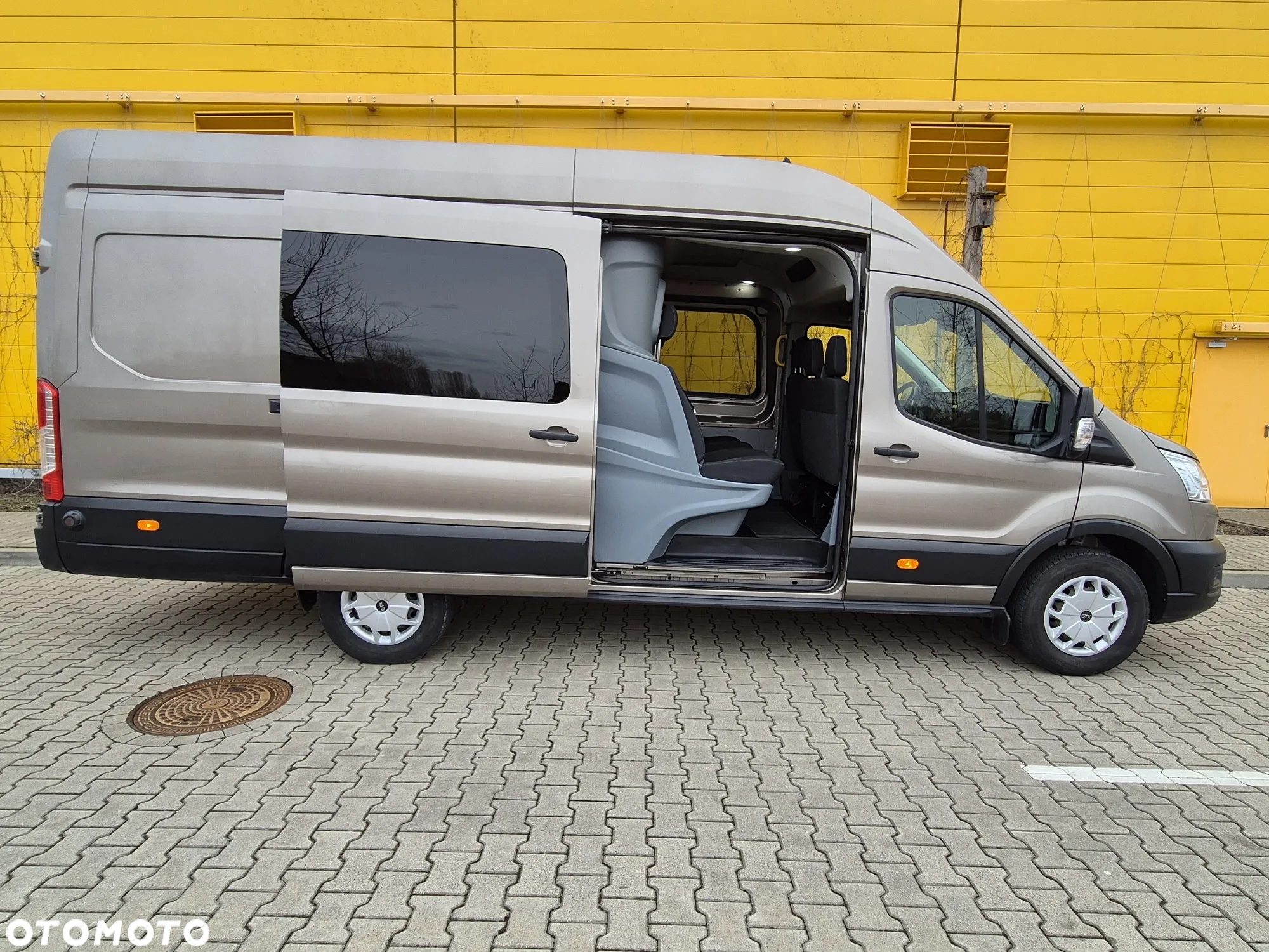 Ford Transit - 8