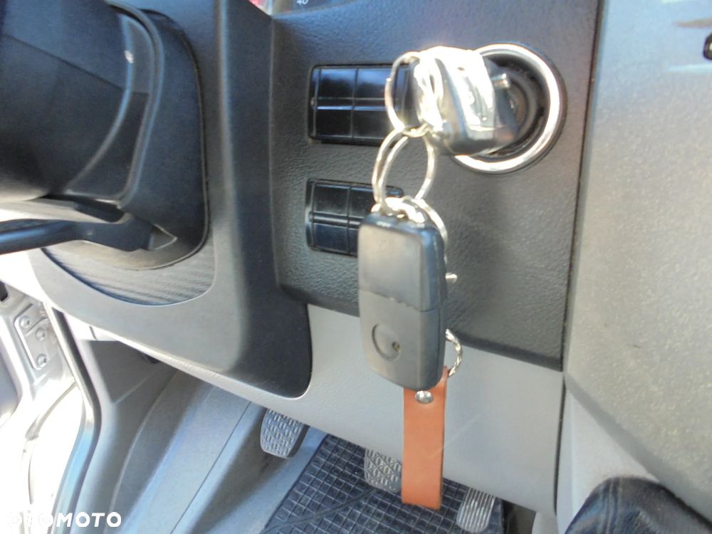 Volkswagen CRAFTER - 15