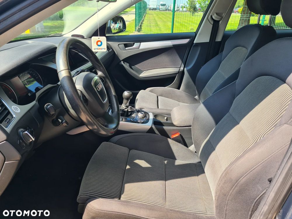 Audi A4 Allroad - 13