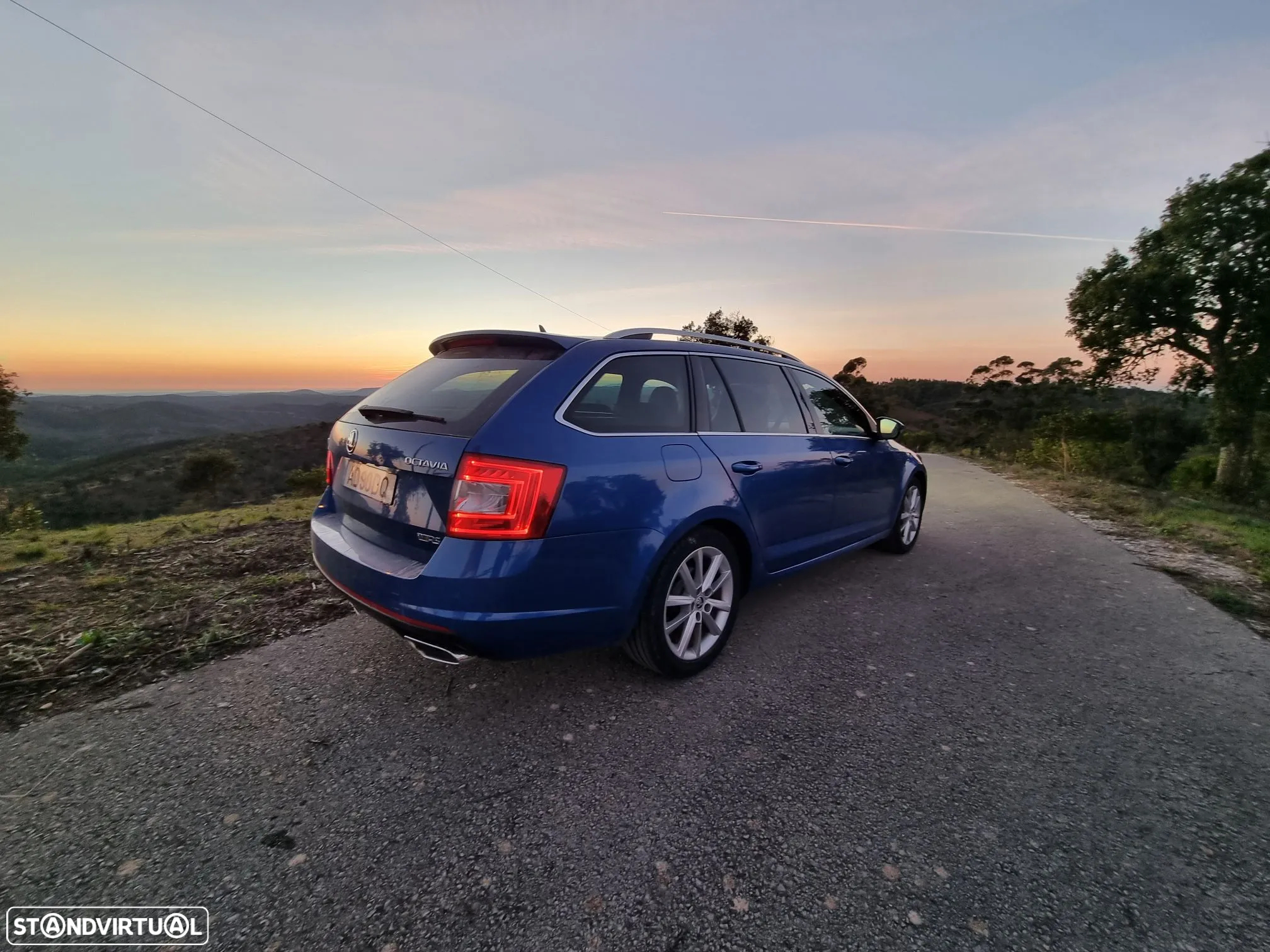 Skoda Octavia Break 2.0 TDI 4x4 DSG RS - 3