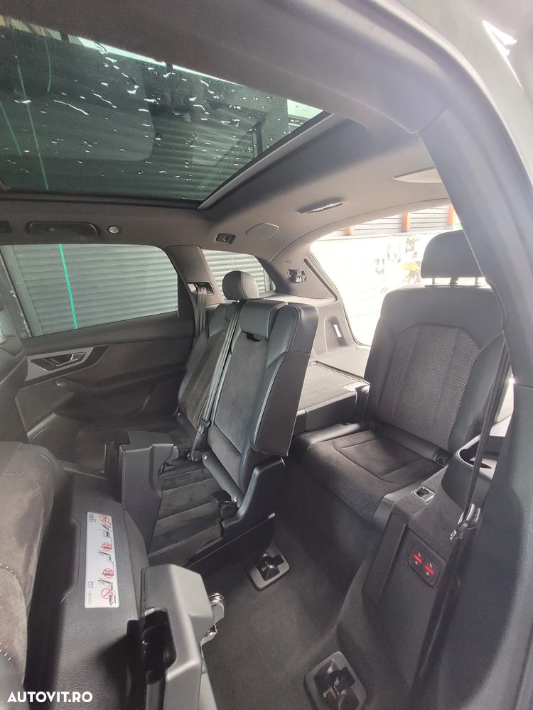 Audi Q7 - 15