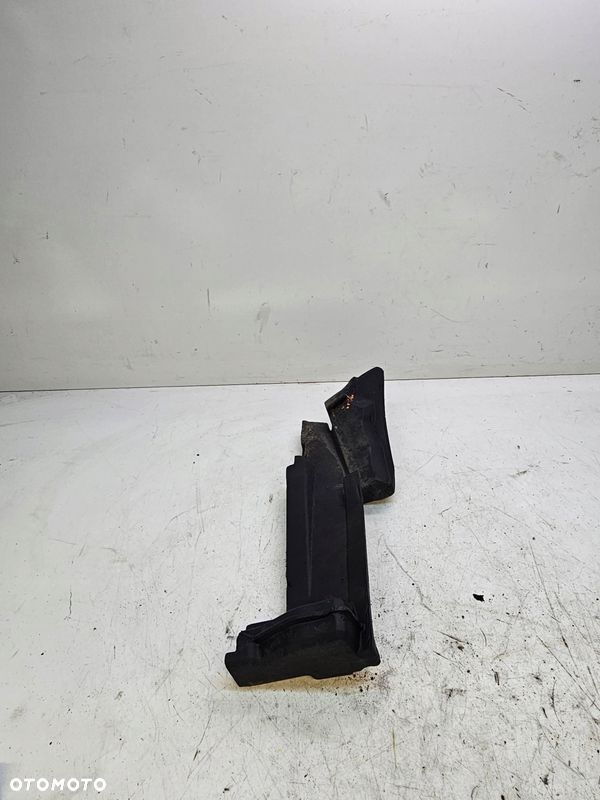WYGŁUSZENIE BŁOTNIKA LEWE AUDI Q3 8U0823721A - 1