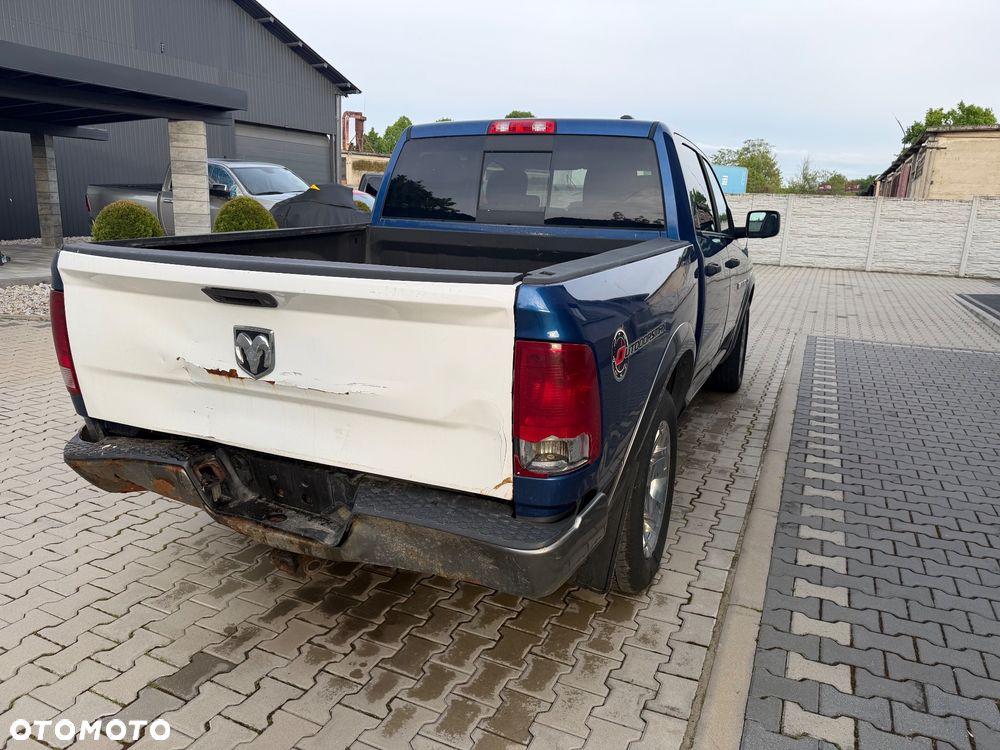 Dodge RAM - 6