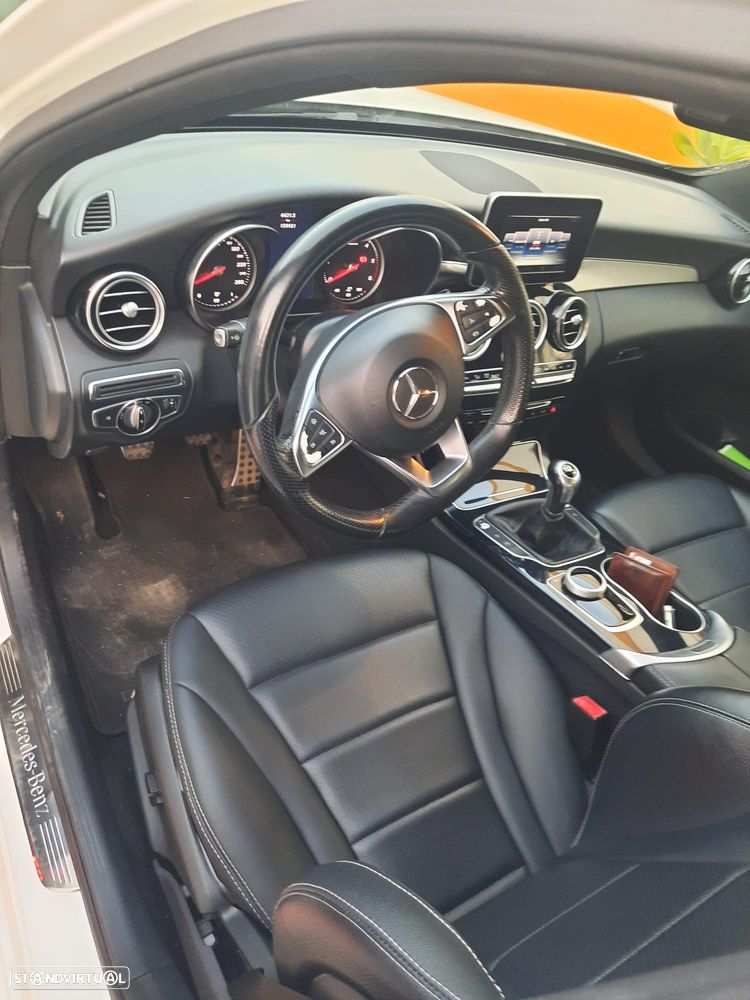 Mercedes-Benz C 220 d AMG Line - 12