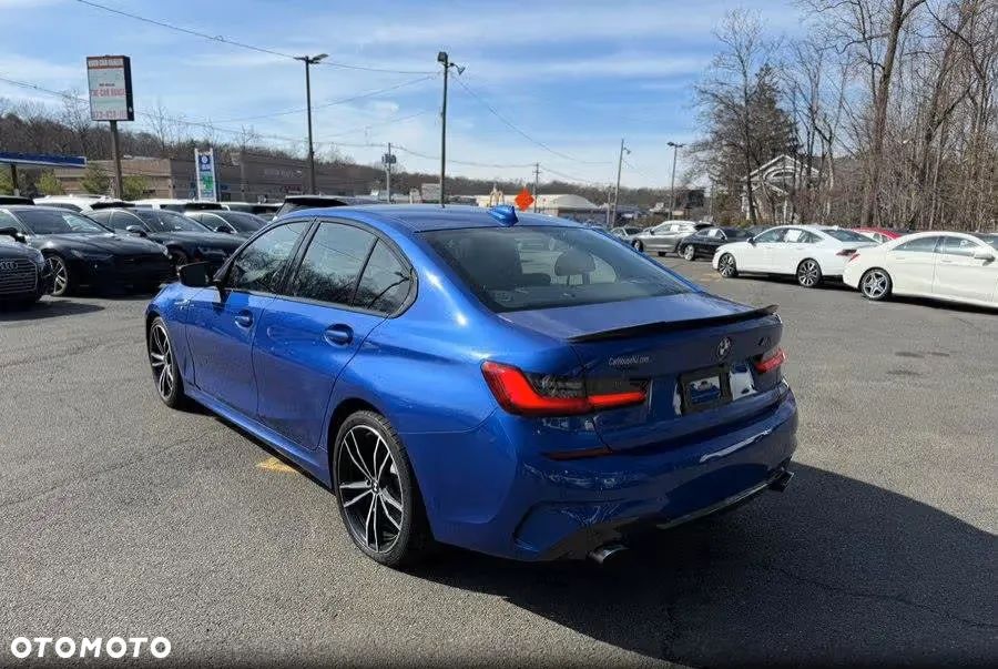 BMW Seria 3 330i xDrive Edition M Sport Shadow - 3