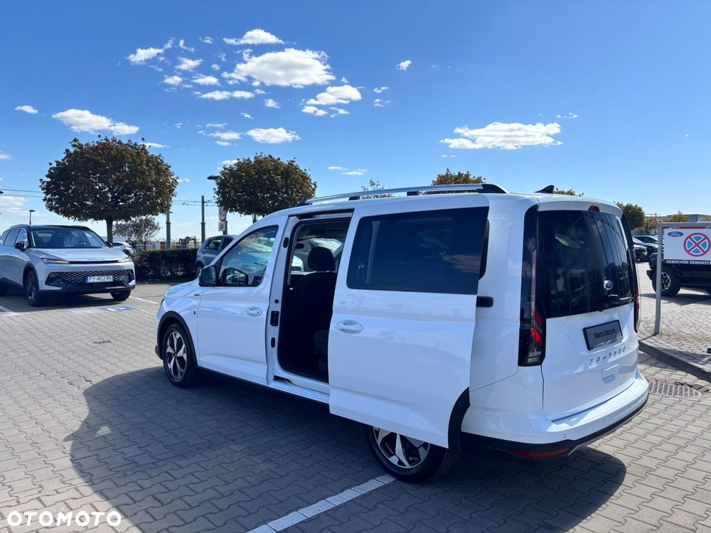 Ford Tourneo Connect Grand - 10