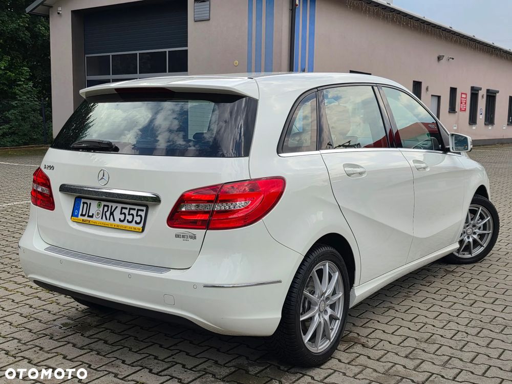 Mercedes-Benz Klasa B 200 BlueEFFICIENCY Edition 1 - 3