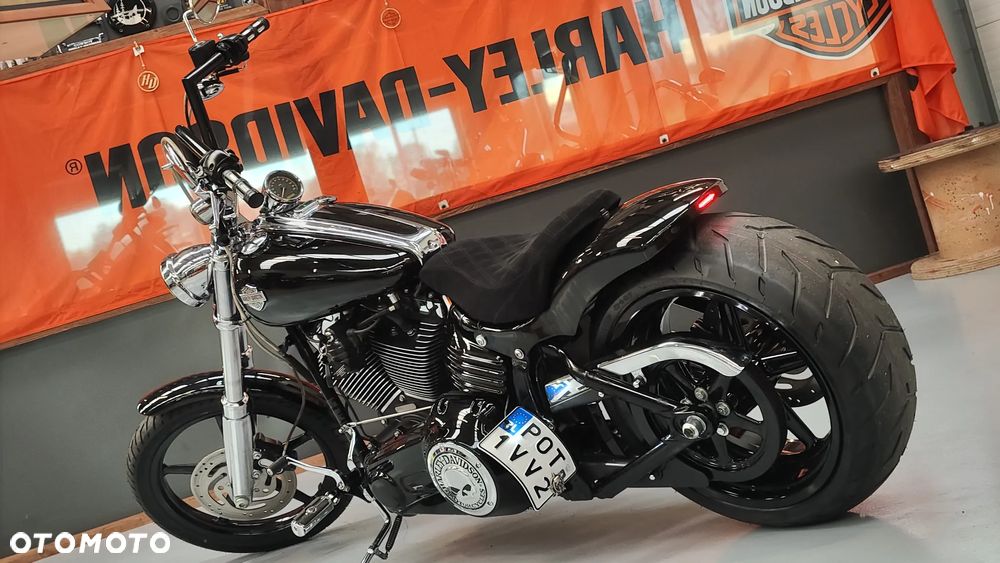 Harley-Davidson FXSB Breakout - 34