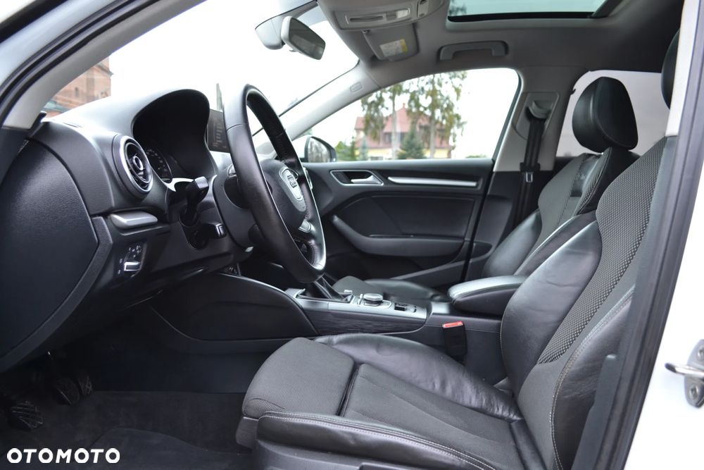 Audi A3 Sportback 1.6 TDI (clean diesel) S line Sportpaket - 18