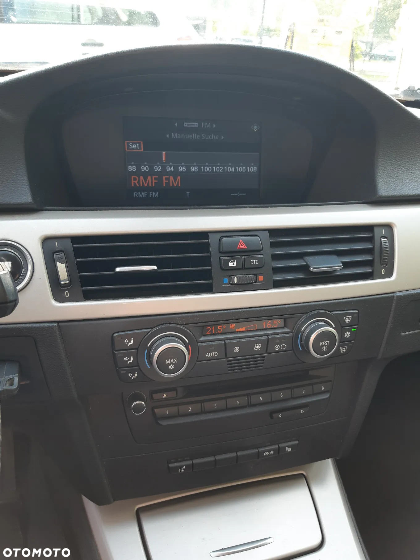 BMW Seria 3 318d DPF Touring - 13