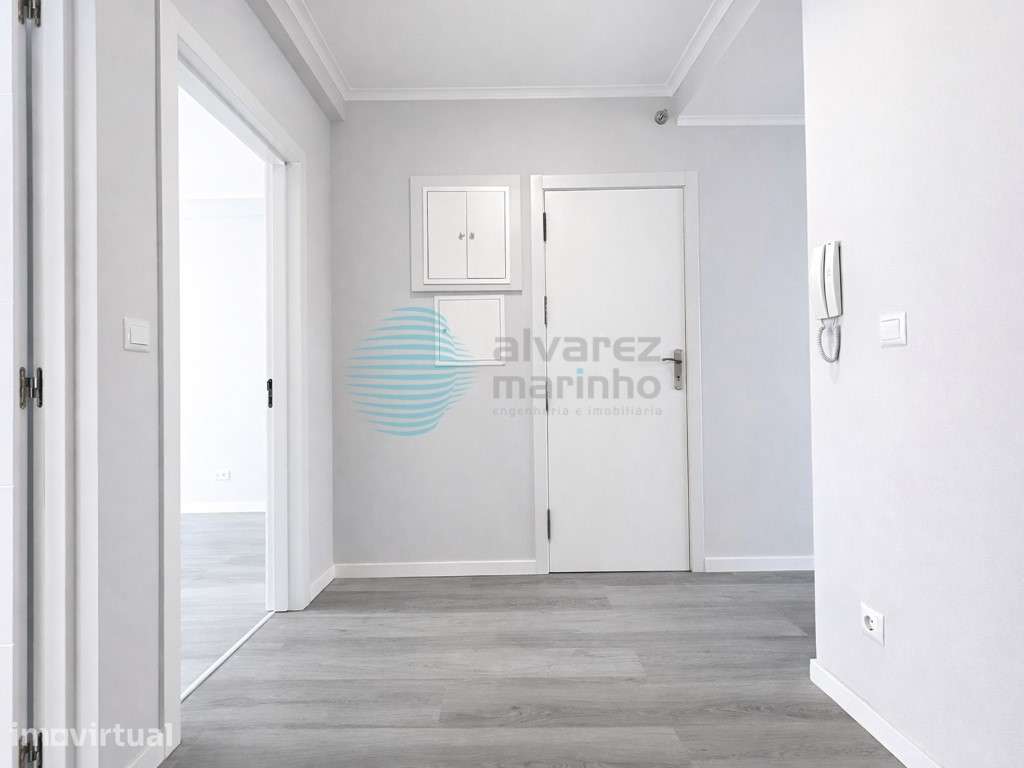 Apartamento T2 totalmente remodelado, Oeiras - Grande imagem: 2/29