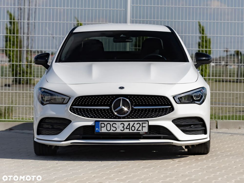 Mercedes-Benz CLA 200 7G-DCT - 8