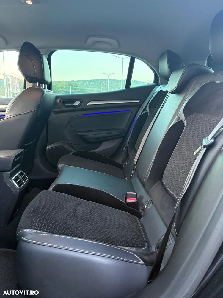 Renault Megane BLUE dCi EDC Intens - 13