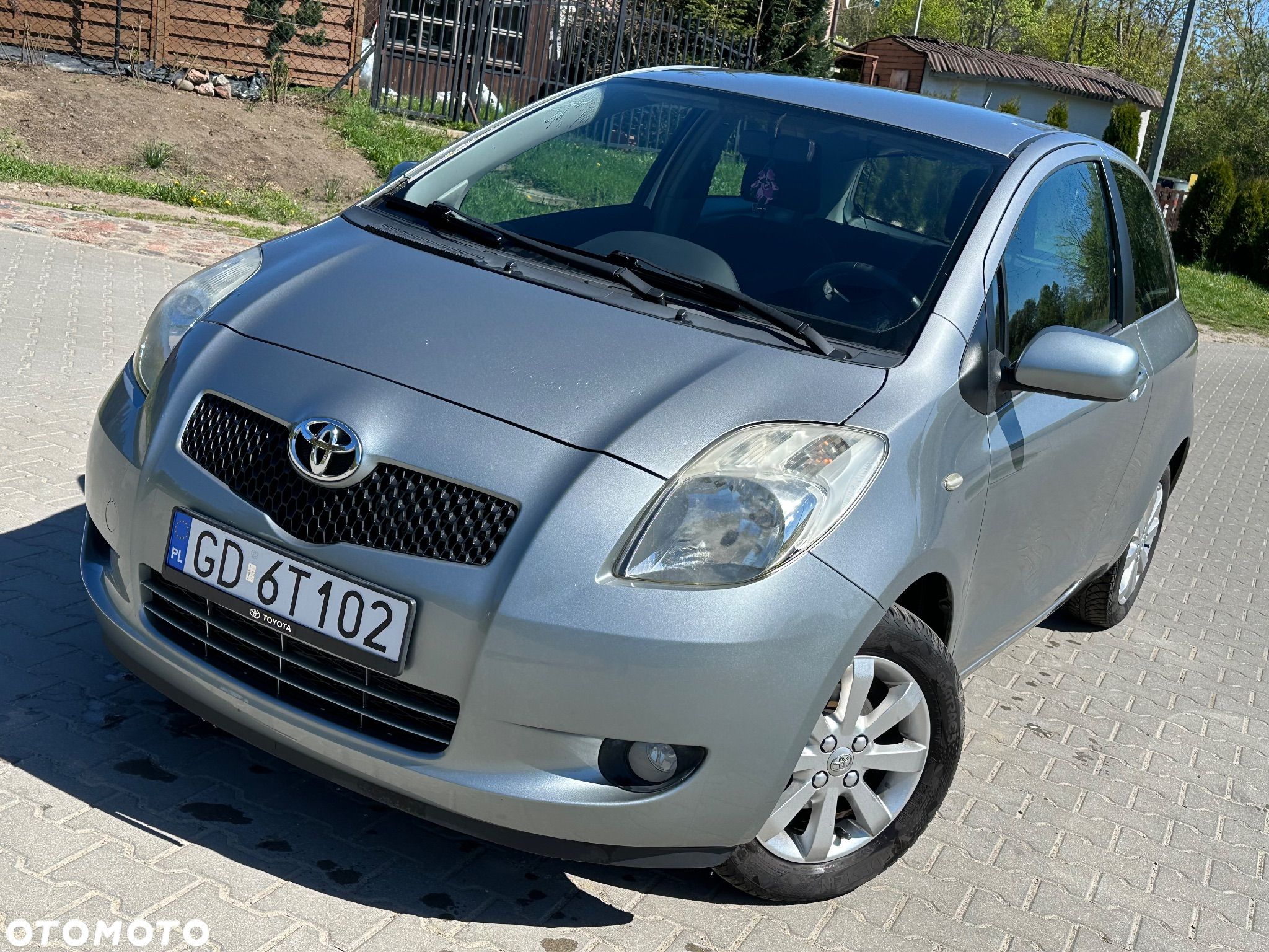 Toyota Yaris 1.0 VVT-i Cool - 1