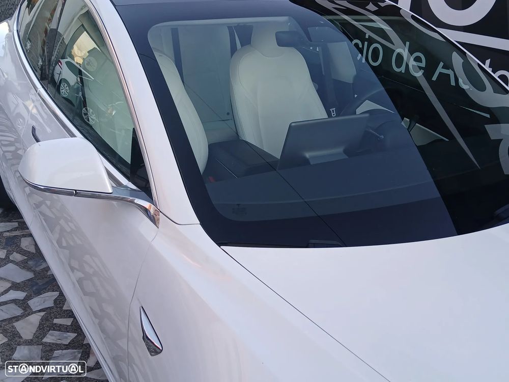 Tesla Model 3 Long Range AWD Dual Motor - 28