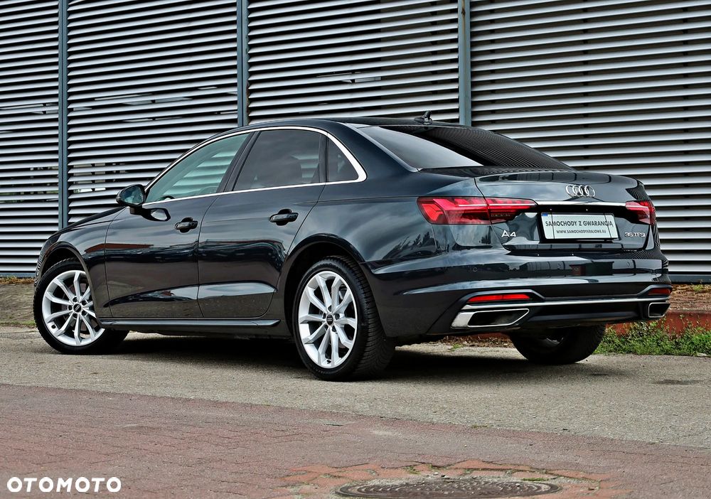 Audi A4 Limousine - 8