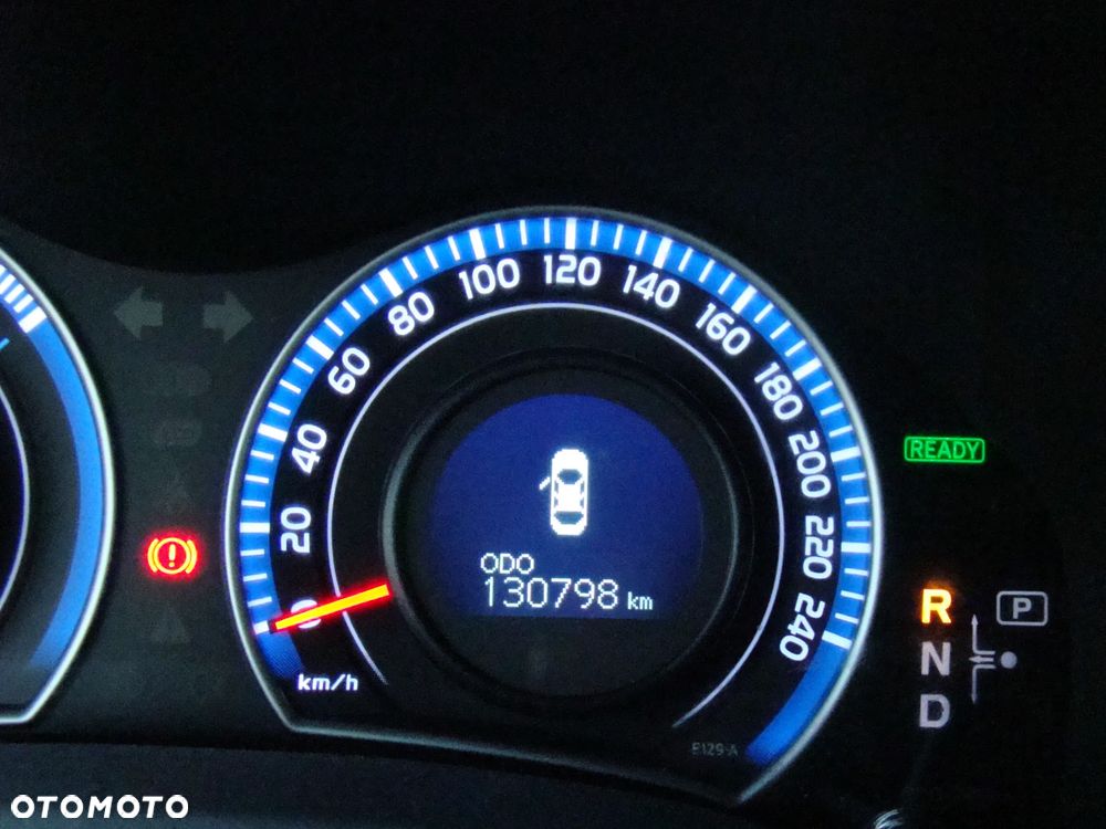 Toyota Auris 1.8 HSD Luna - 17