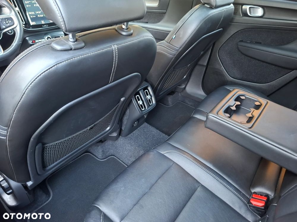 Volvo XC 40 D3 SCR R-Design - 14