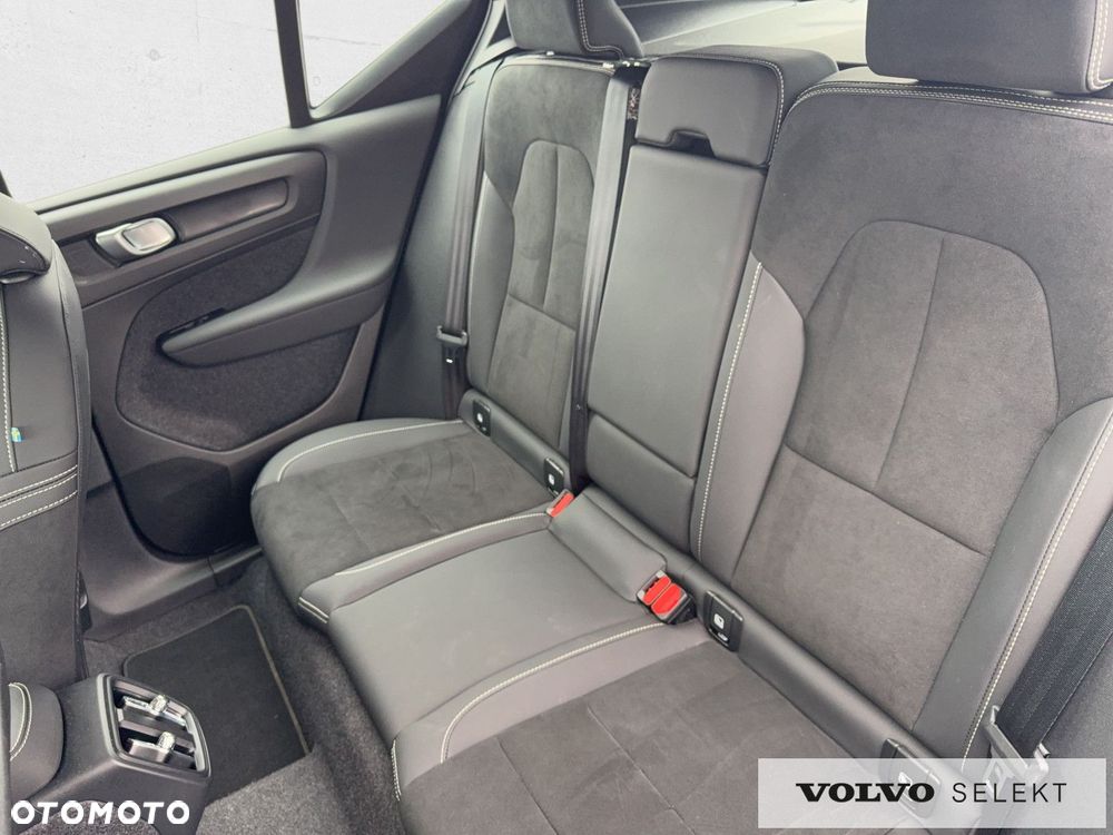 Volvo XC 40 - 18