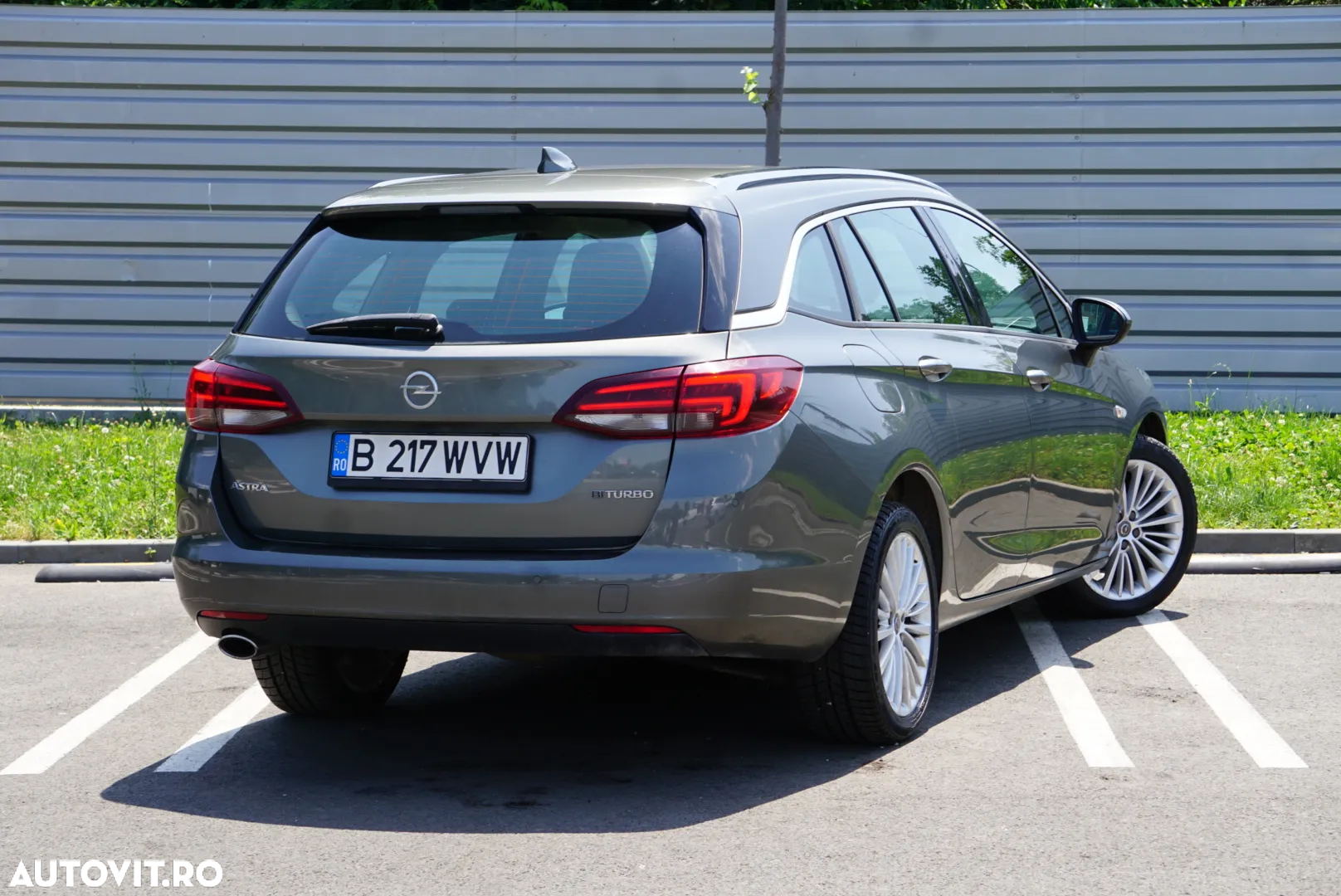 Opel Astra 1.6 BiTurbo CDTI ECOTEC Start/Stop Dynamic - 3