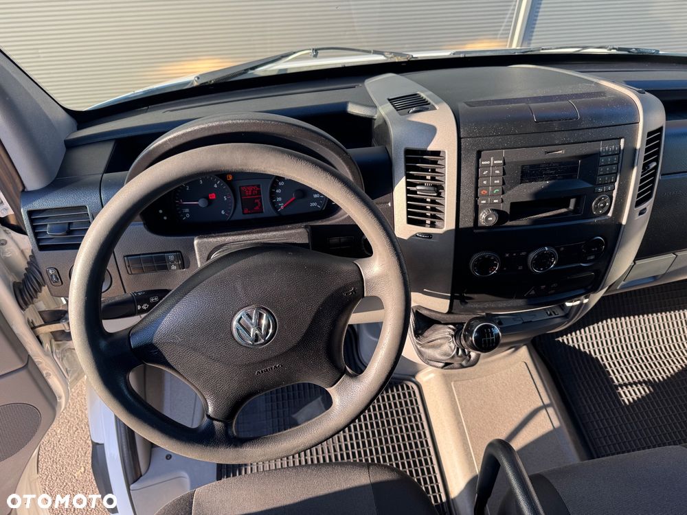 Volkswagen CRAFTER - 18