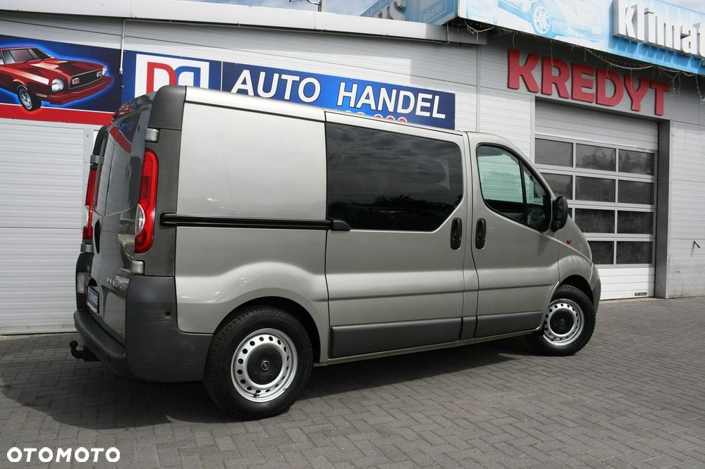 Opel Vivaro - 14