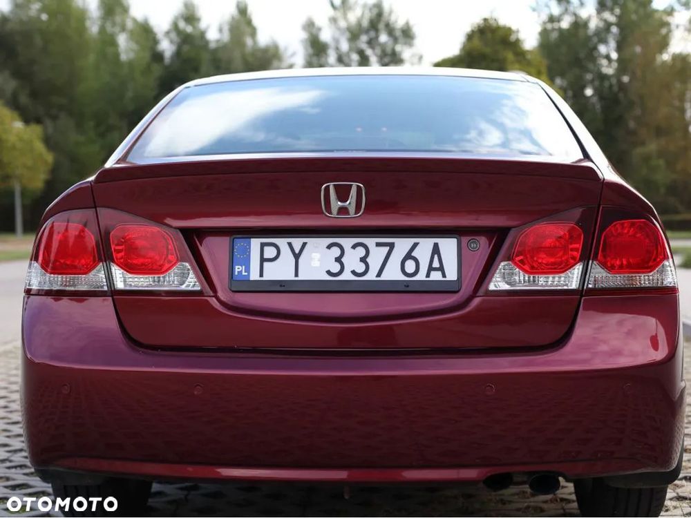 Honda Civic 1.8 Executive - 13