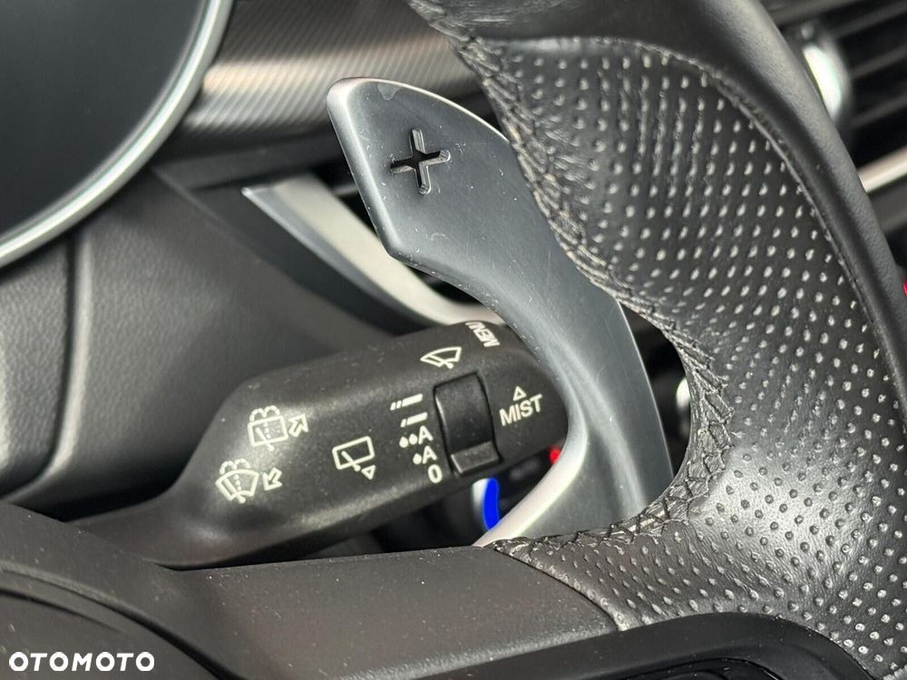 Alfa Romeo Stelvio 2.0 Turbo Veloce TI Q4 - 20