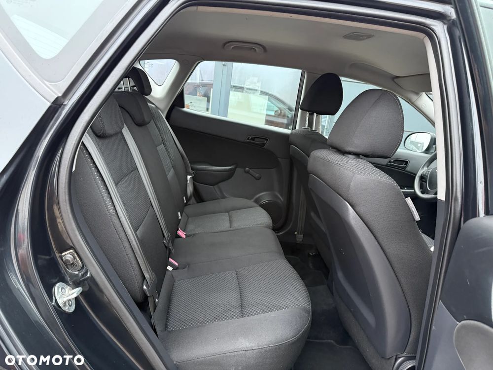 Hyundai i30 1.6 CRDi Classic - 24