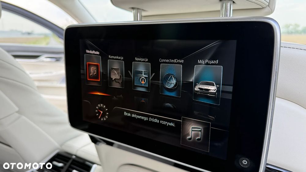 BMW Seria 7 750Li xDrive Edition Exclusive - 14