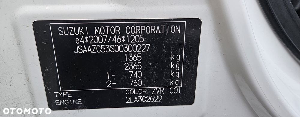 Suzuki Swift 1.2 Premium Plus - 39