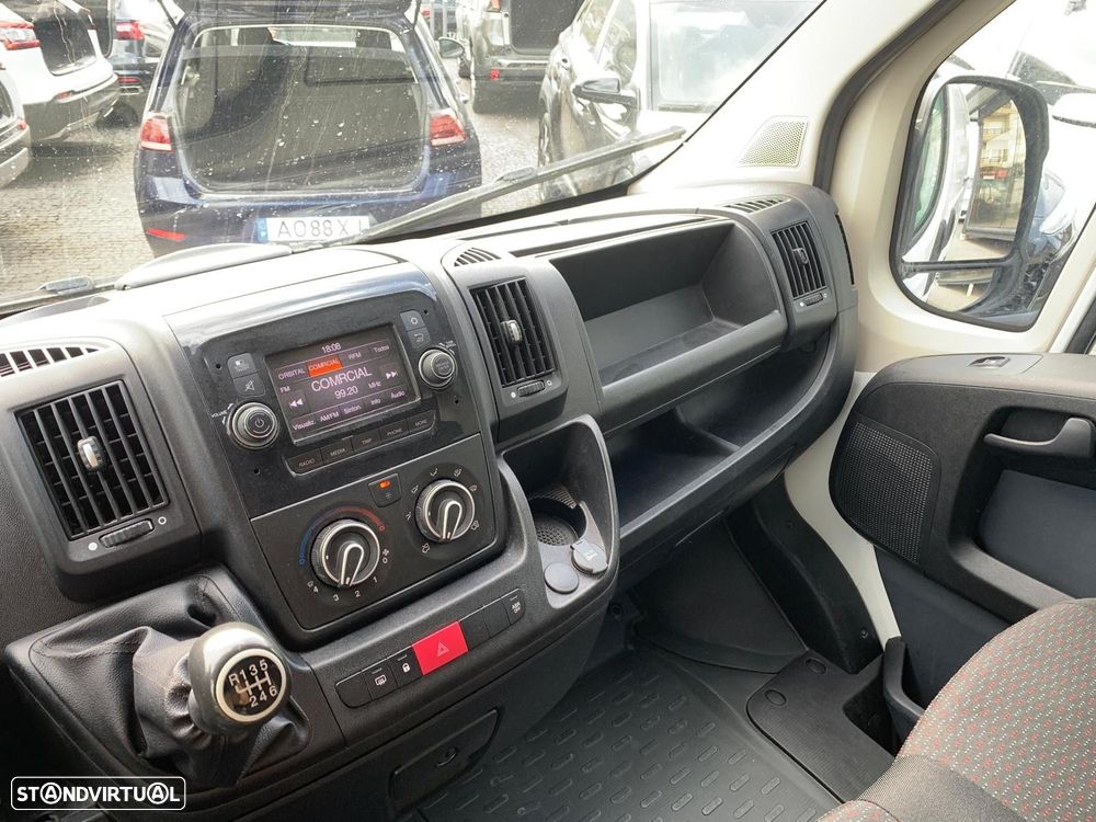 Peugeot Boxer 2.2 BlueHDi 330 L2H1 Premium - 23