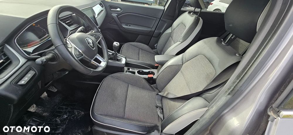 Renault Captur - 10