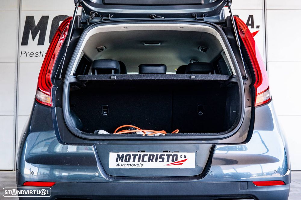 Kia e-Soul 64kWh - 12
