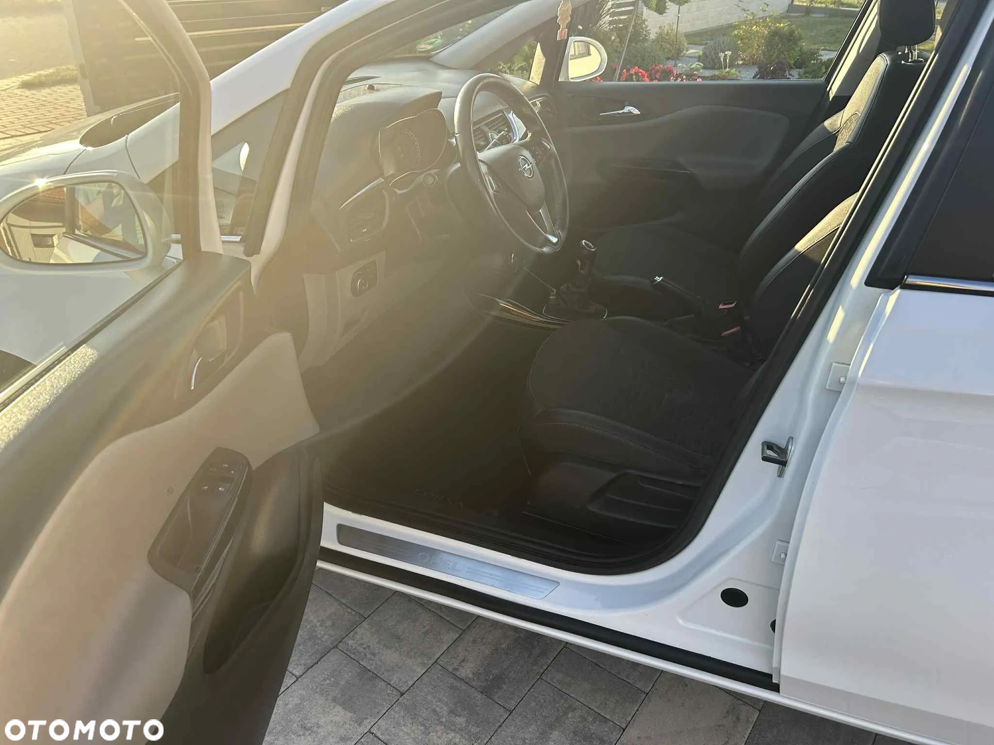 Opel Corsa 1.4 T Enjoy S&S - 18