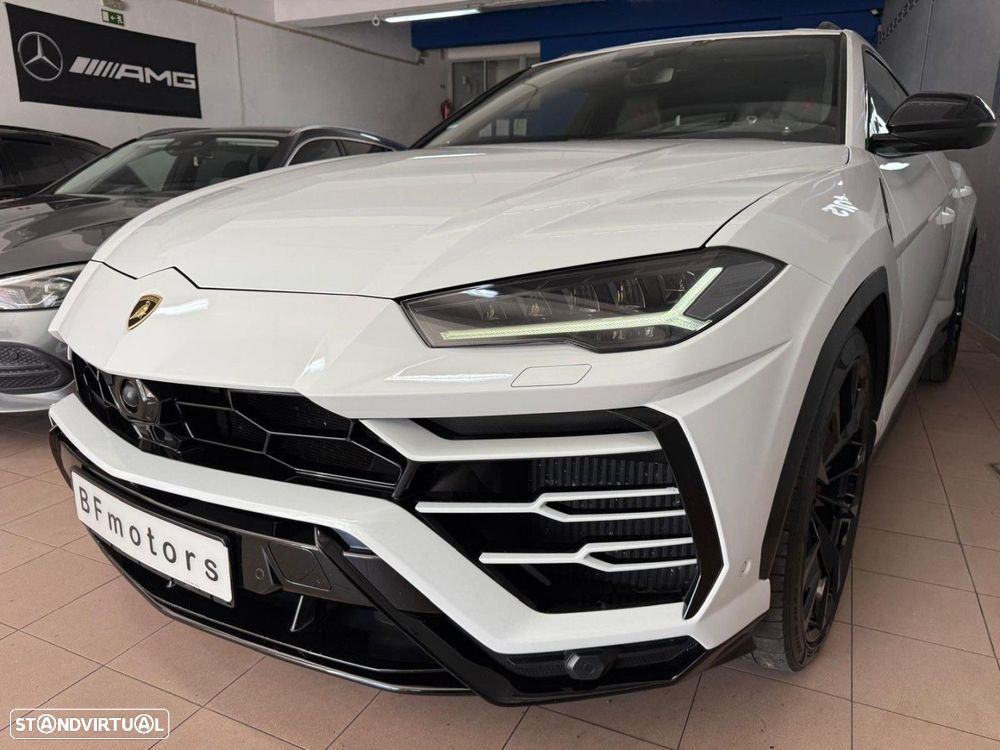Lamborghini Urus 4.0 V8 - 4