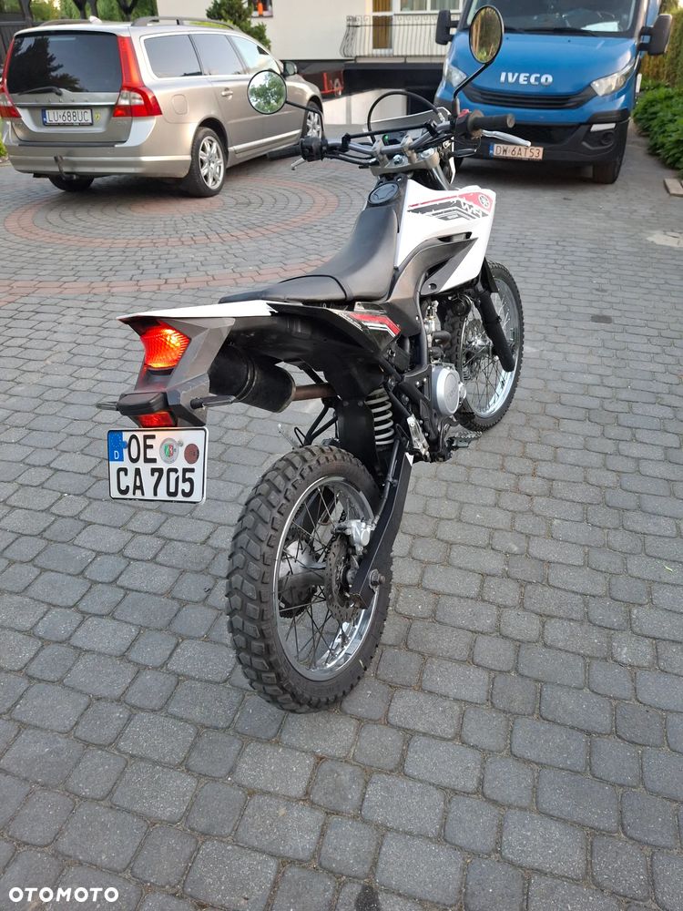 Yamaha WR - 5