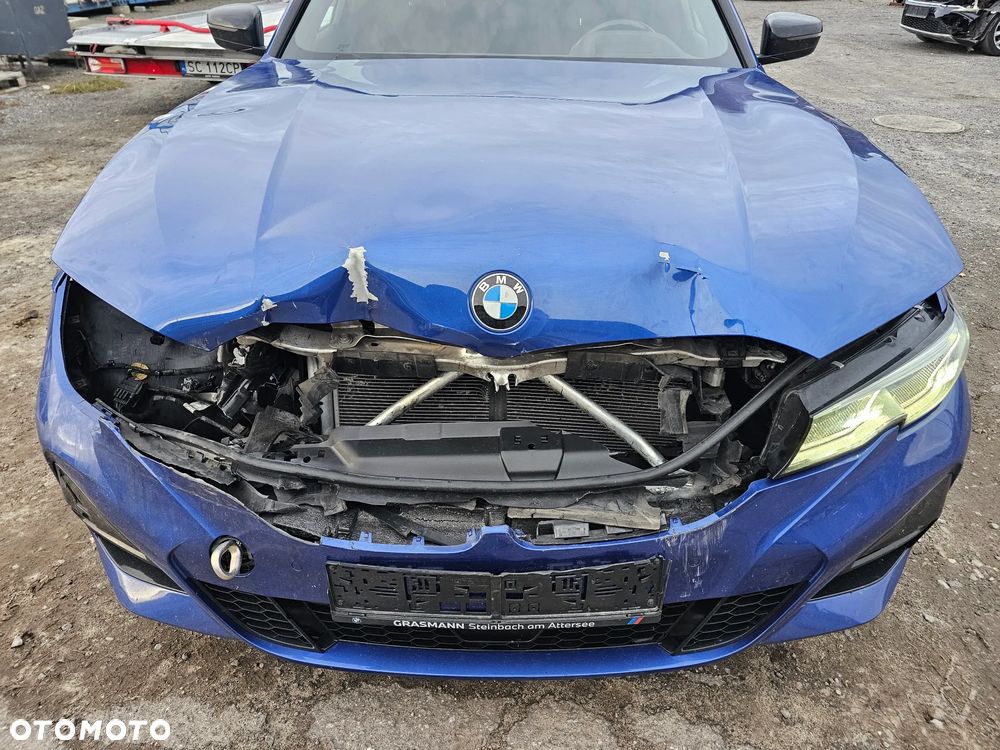 BMW Seria 3 320d xDrive Edition M Sport Shadow - 15