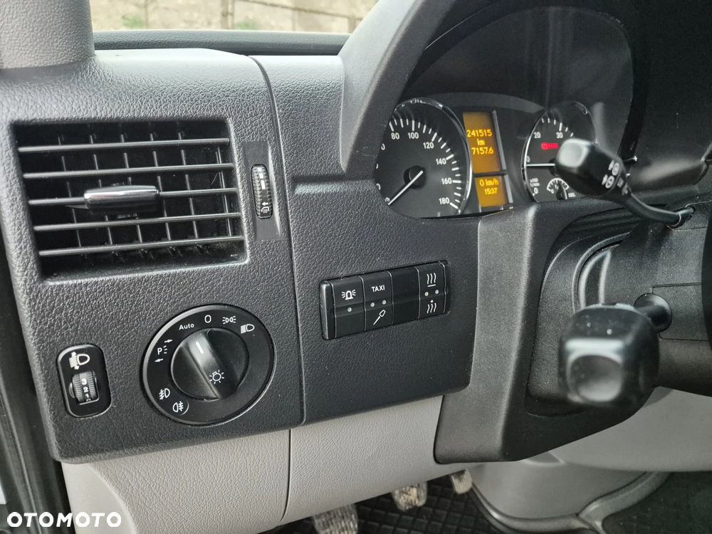 Mercedes-Benz Sprinter - 8