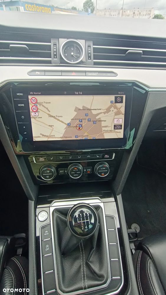 Volkswagen Passat 2.0 TDI BMT Highline - 27