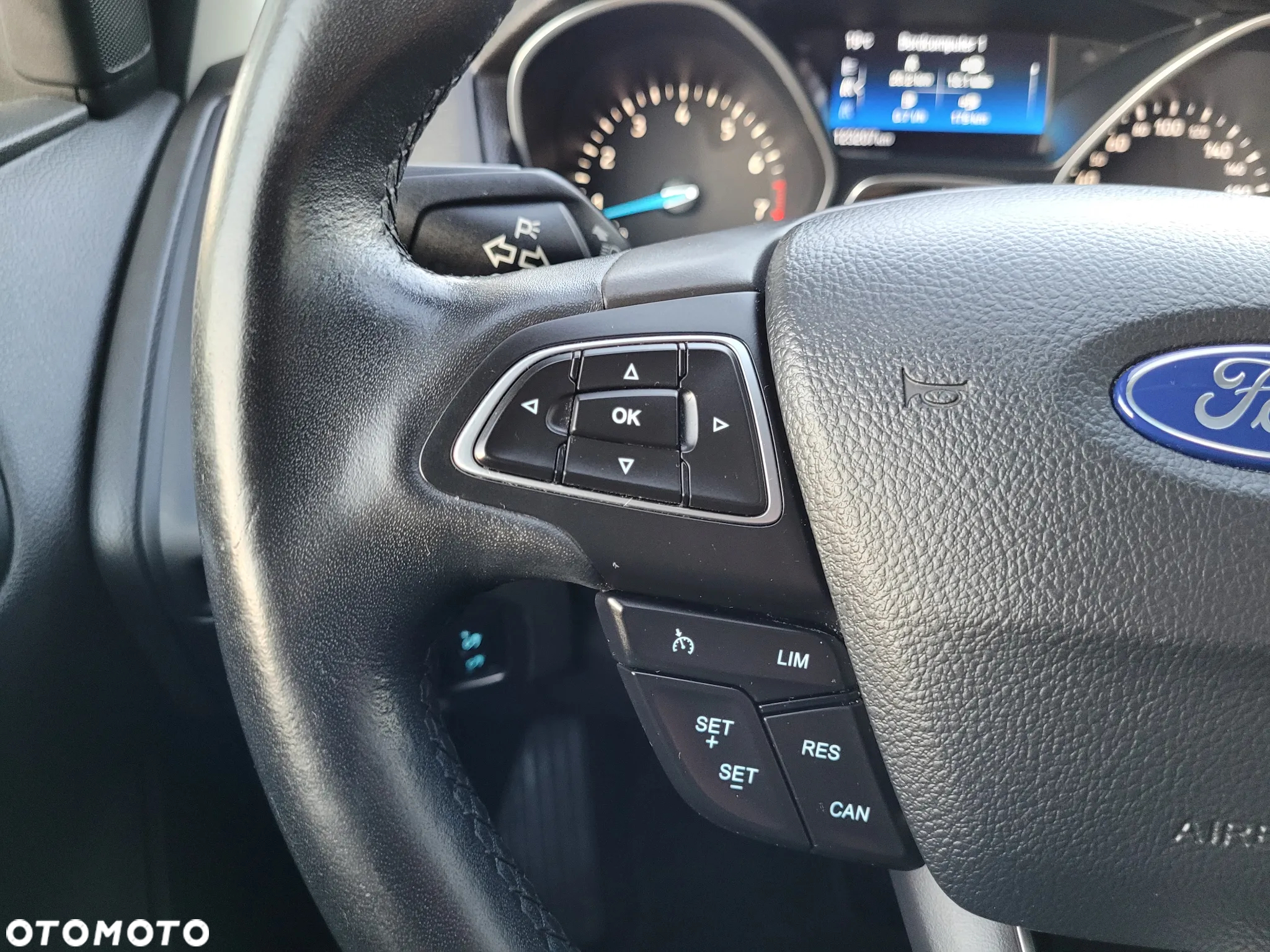 Ford Focus - 27