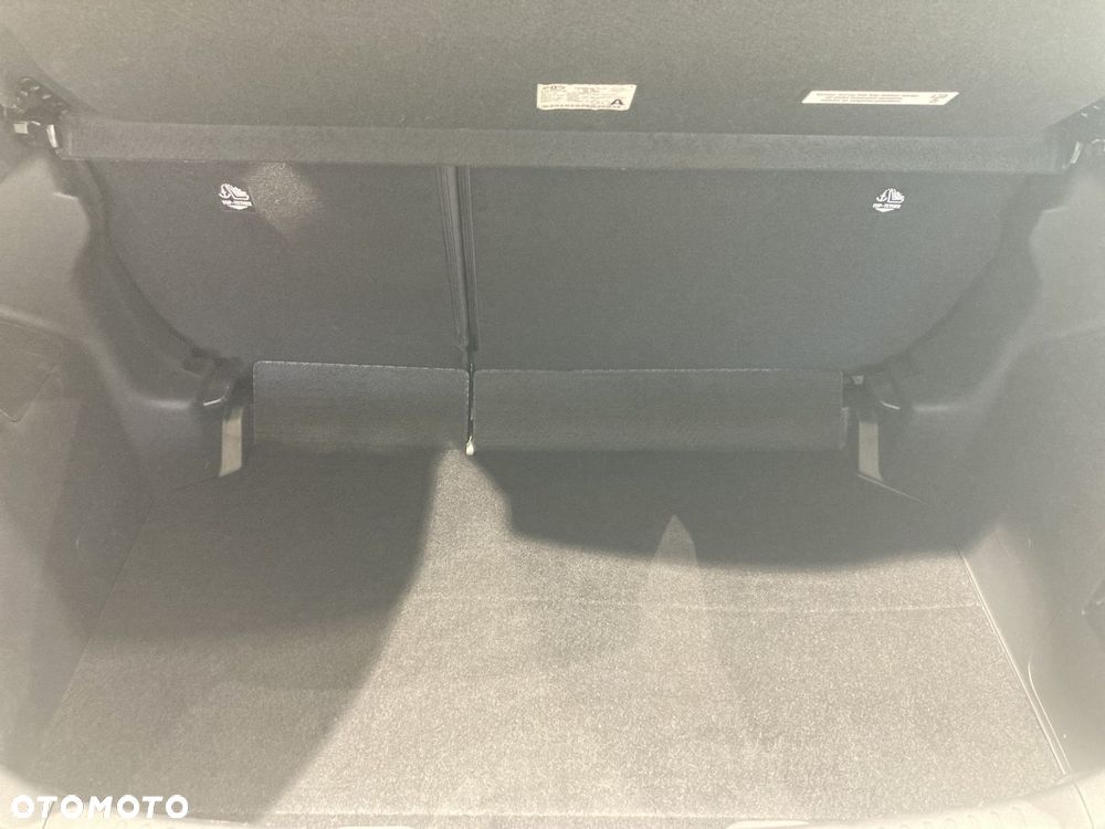Toyota Yaris - 11