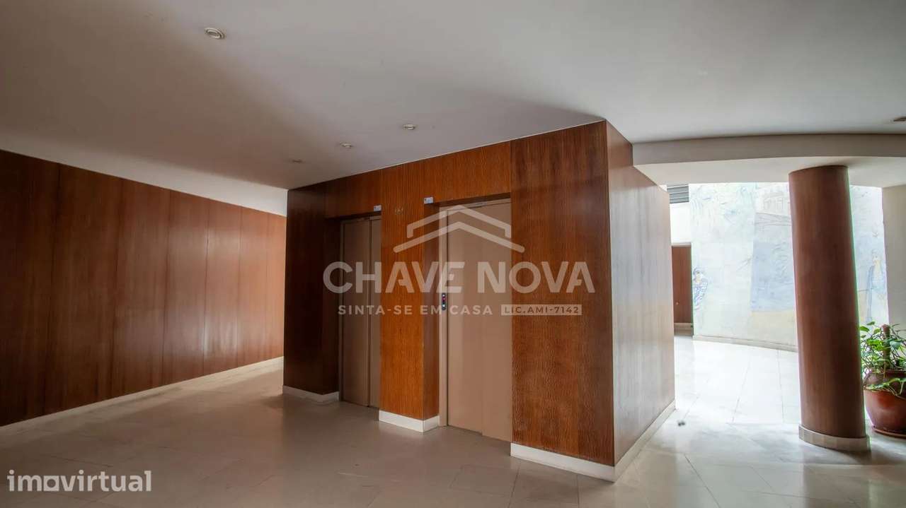 Excelente apartamento T2 em Oliveira do Douro - Gaia - Grande imagem: 2/18