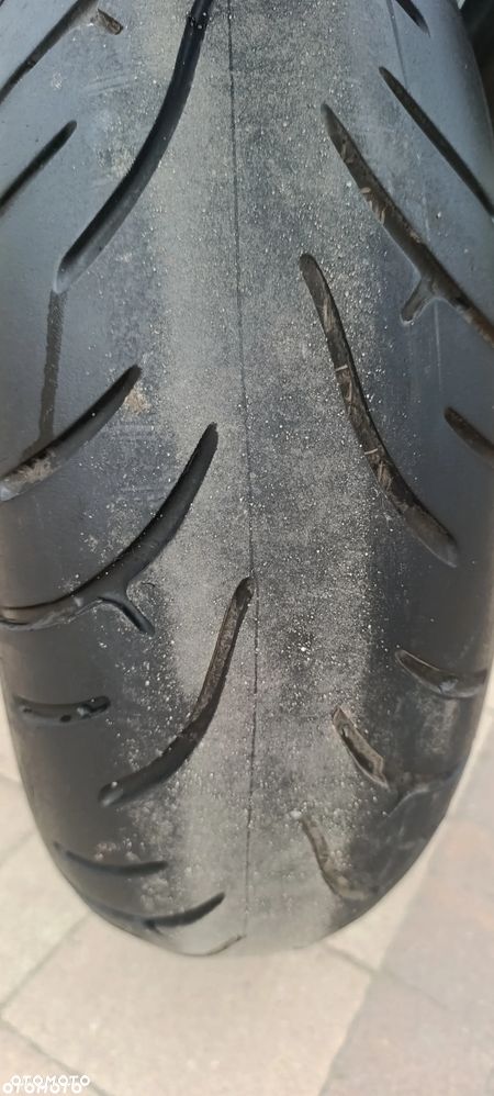 Suzuki GSX - 33