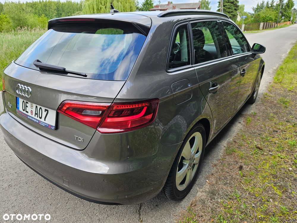 Audi A3 Sportback 2.0 TDI Attraction - 9