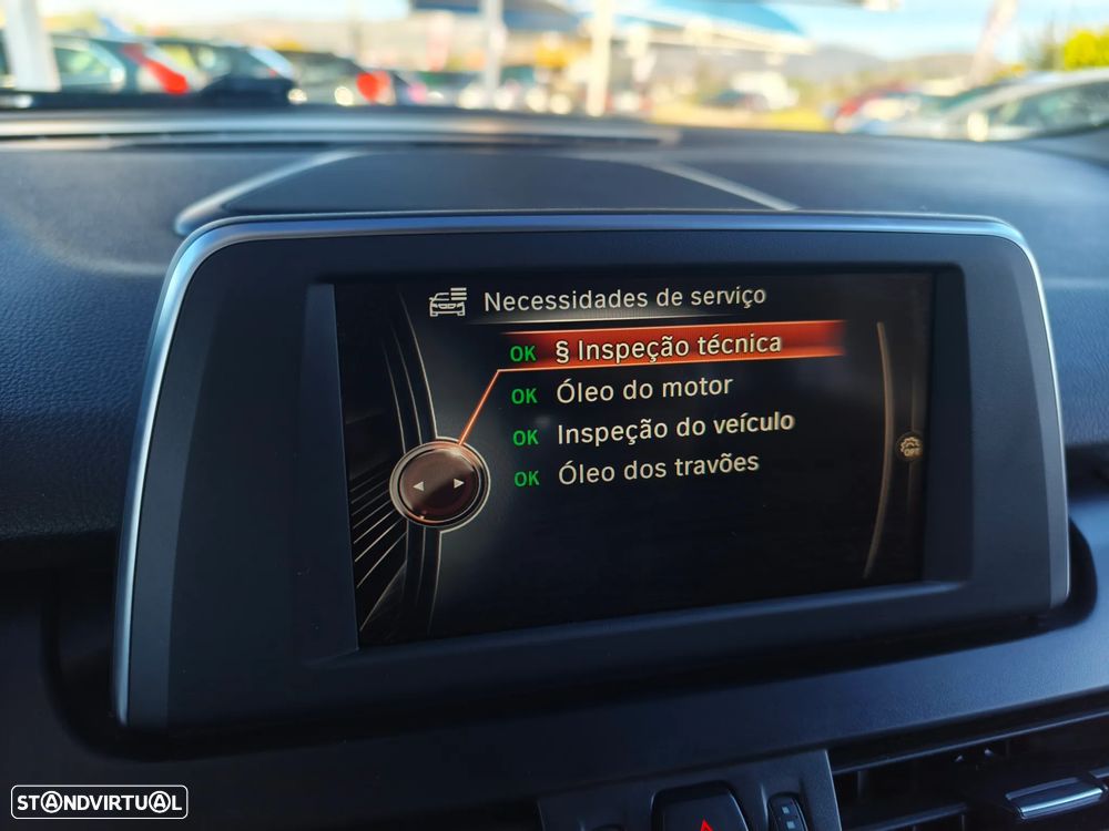 BMW 218 Active Tourer d Sport Line - 27