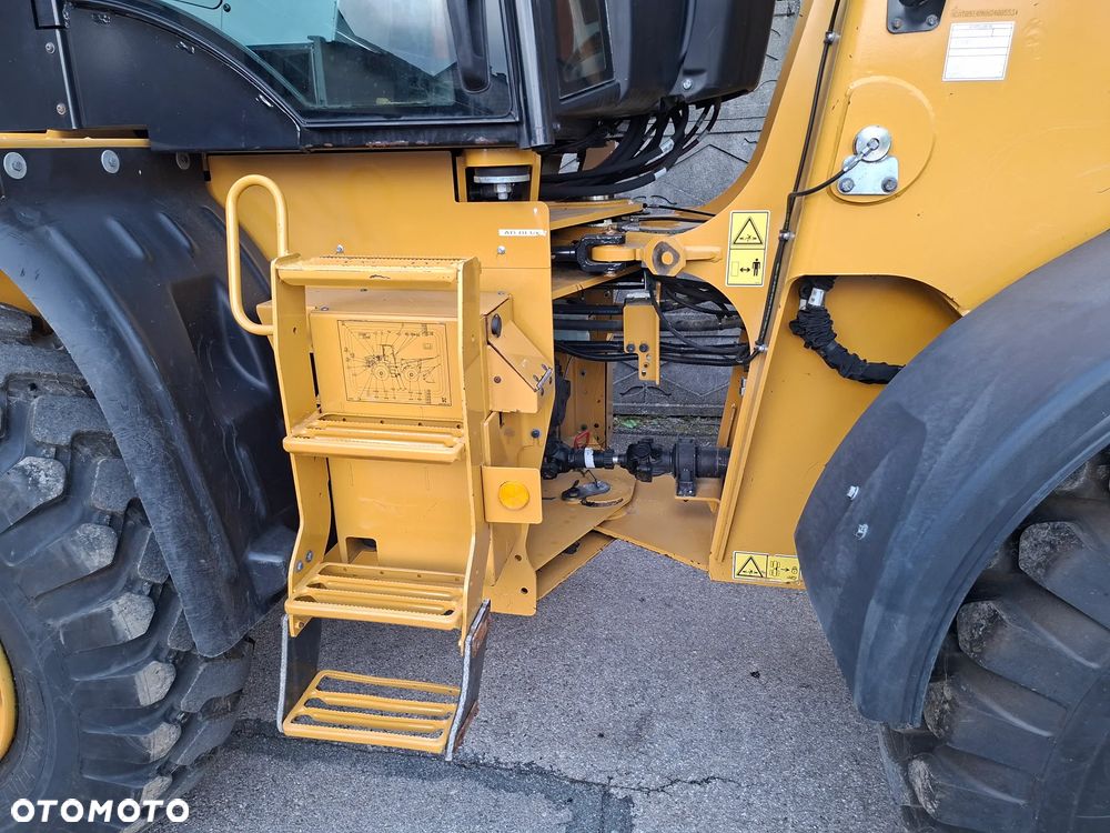 Caterpillar CAT 914 M - 31