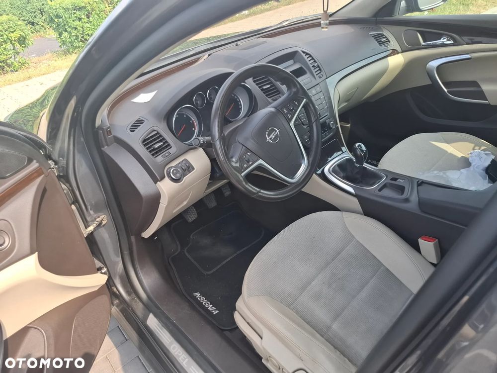Opel Insignia 2.0 CDTI 4x4 Design Edition - 18